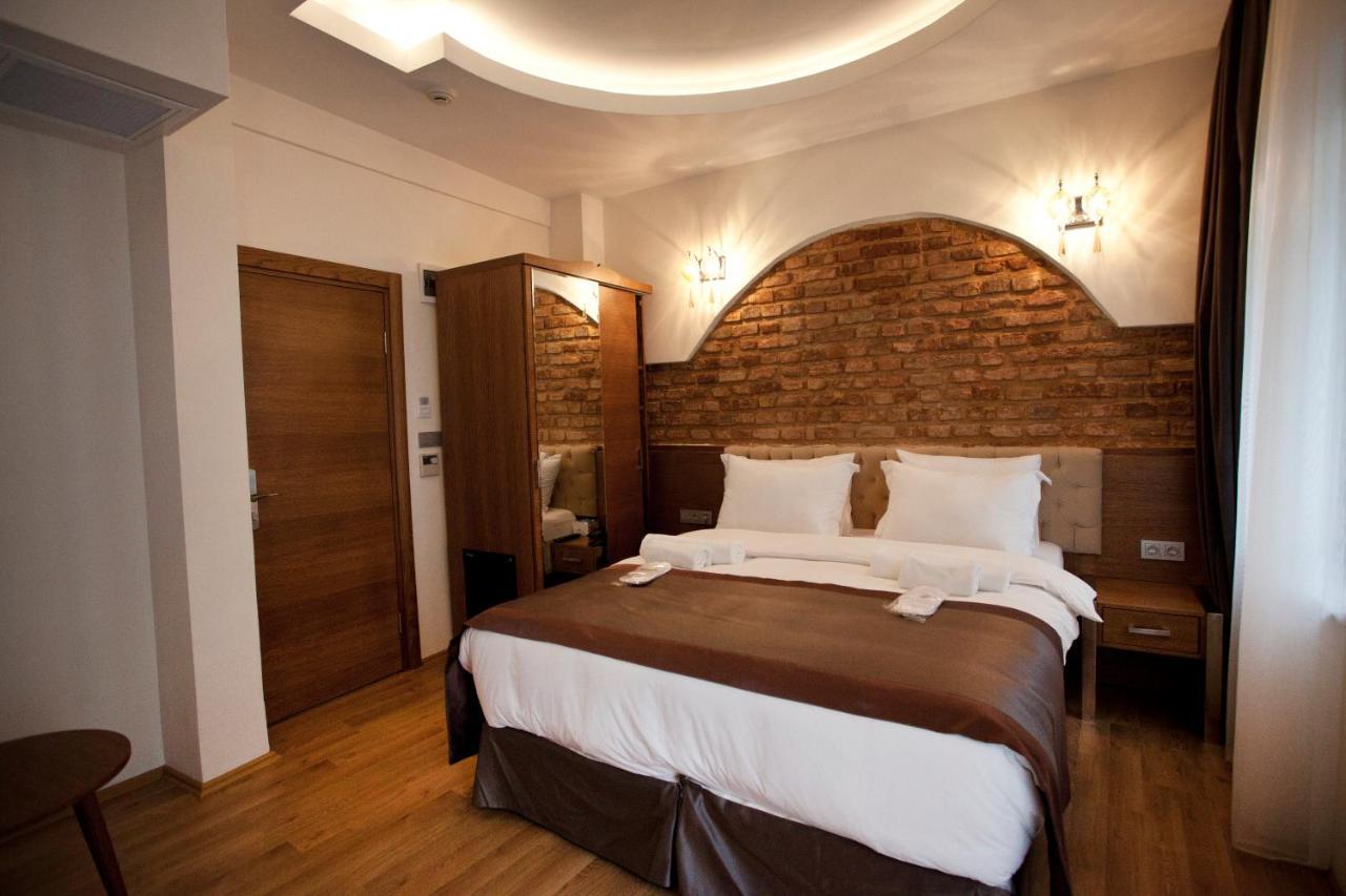 Aparthotel Pera Line