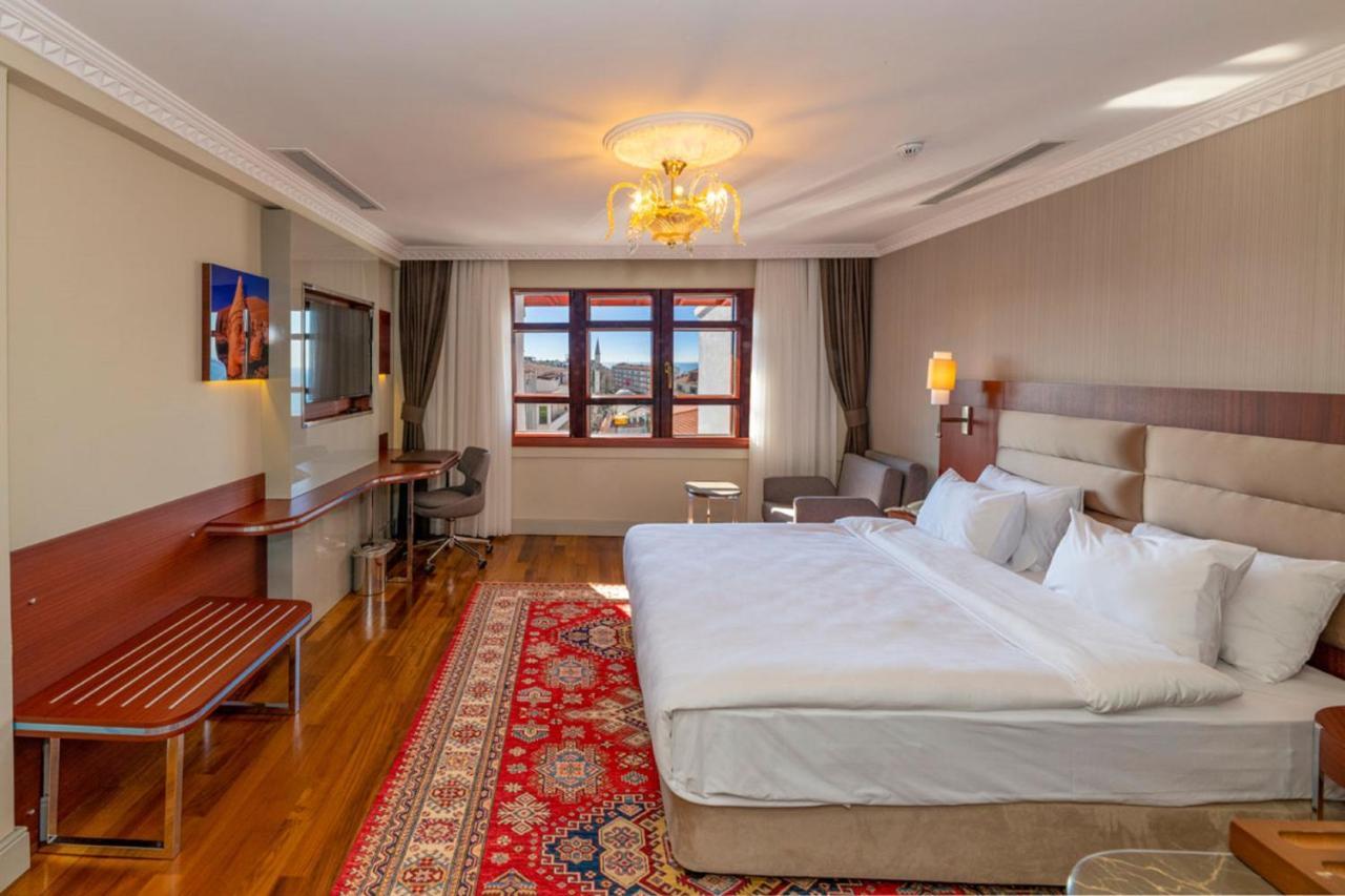 Hotel Blue Gilroy 3*