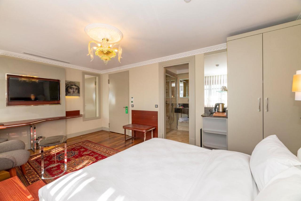 Hotel Blue Gilroy