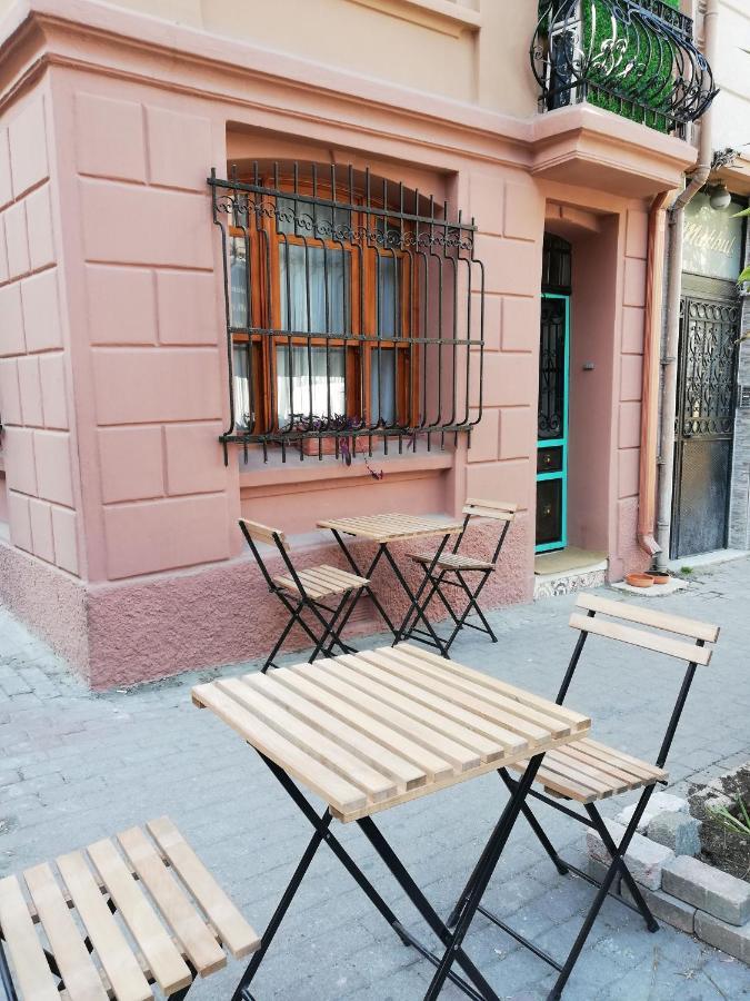 Hotel No 1 House By Valence
