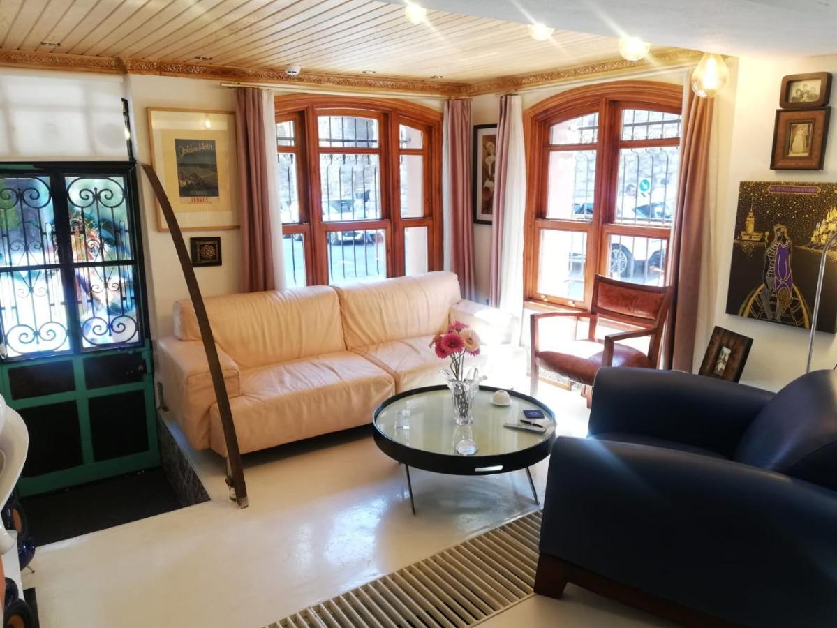 No 1 House By Valence Hotel