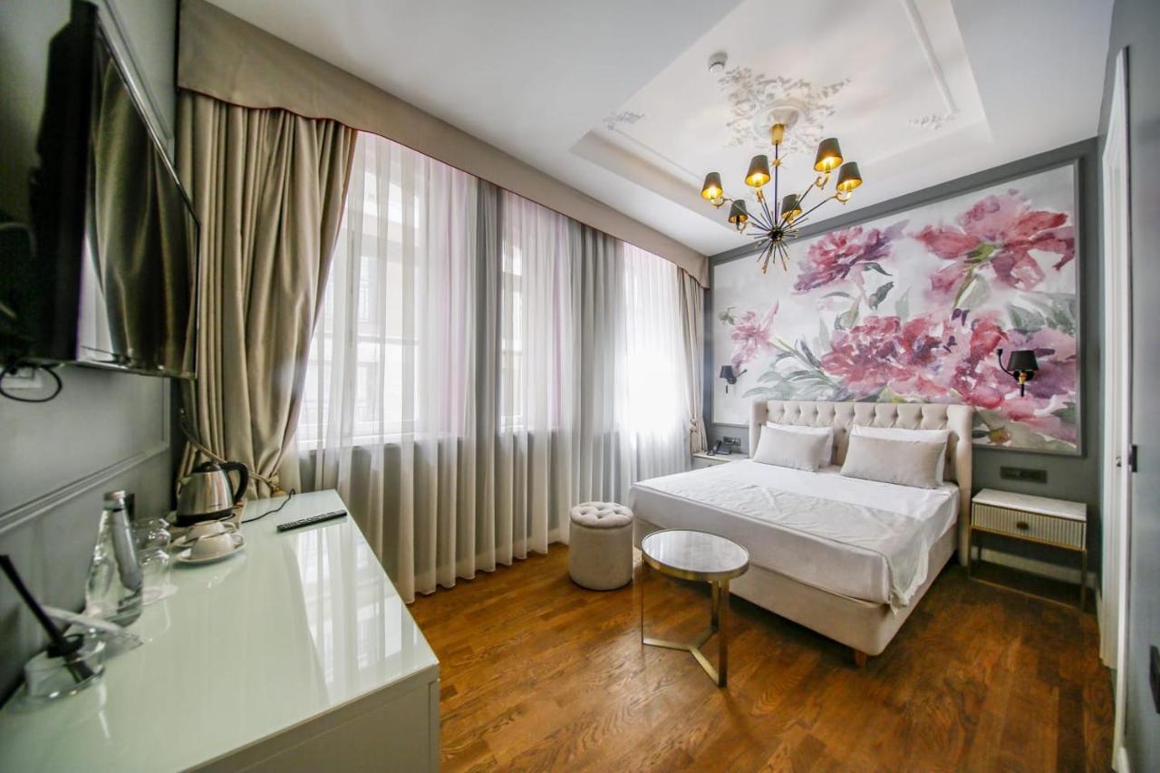 Royal Tophane Hotel 3*
