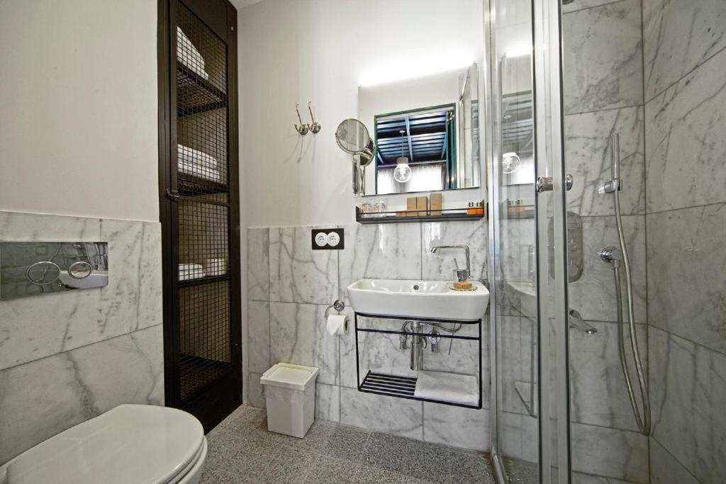Raven Taksim Apartment