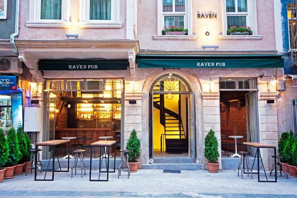 Raven Taksim Apartment *