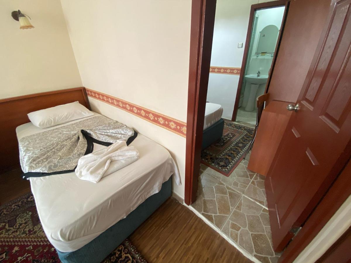 Hotel Kadikoy Kervansaray 2*