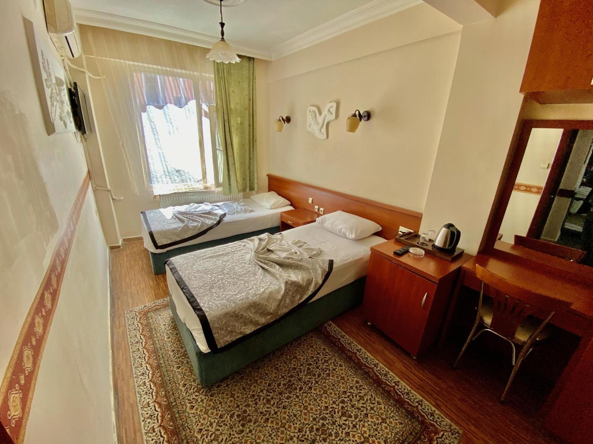 Kadikoy Kervansaray 2*