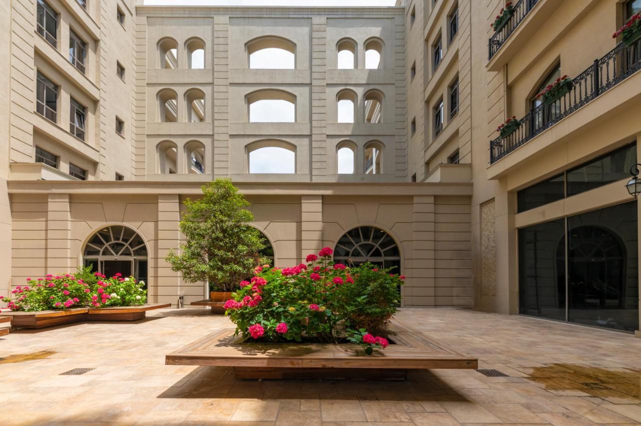 Agora Aparthotel