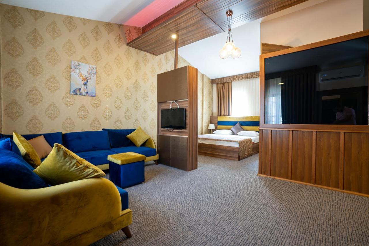 Capello Hotel *