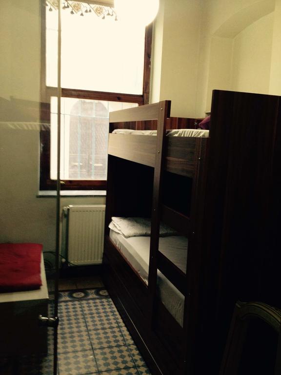 Aretias Antique House Aparthotel 2*