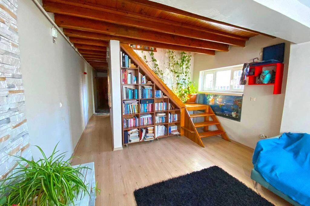Dublex Floor Apartment