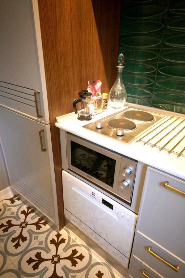 Superior Refurbished Flat In The Heart Of Apartment *