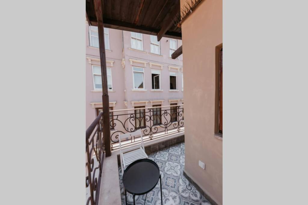 Galadoo 4th Floor * İstanbul