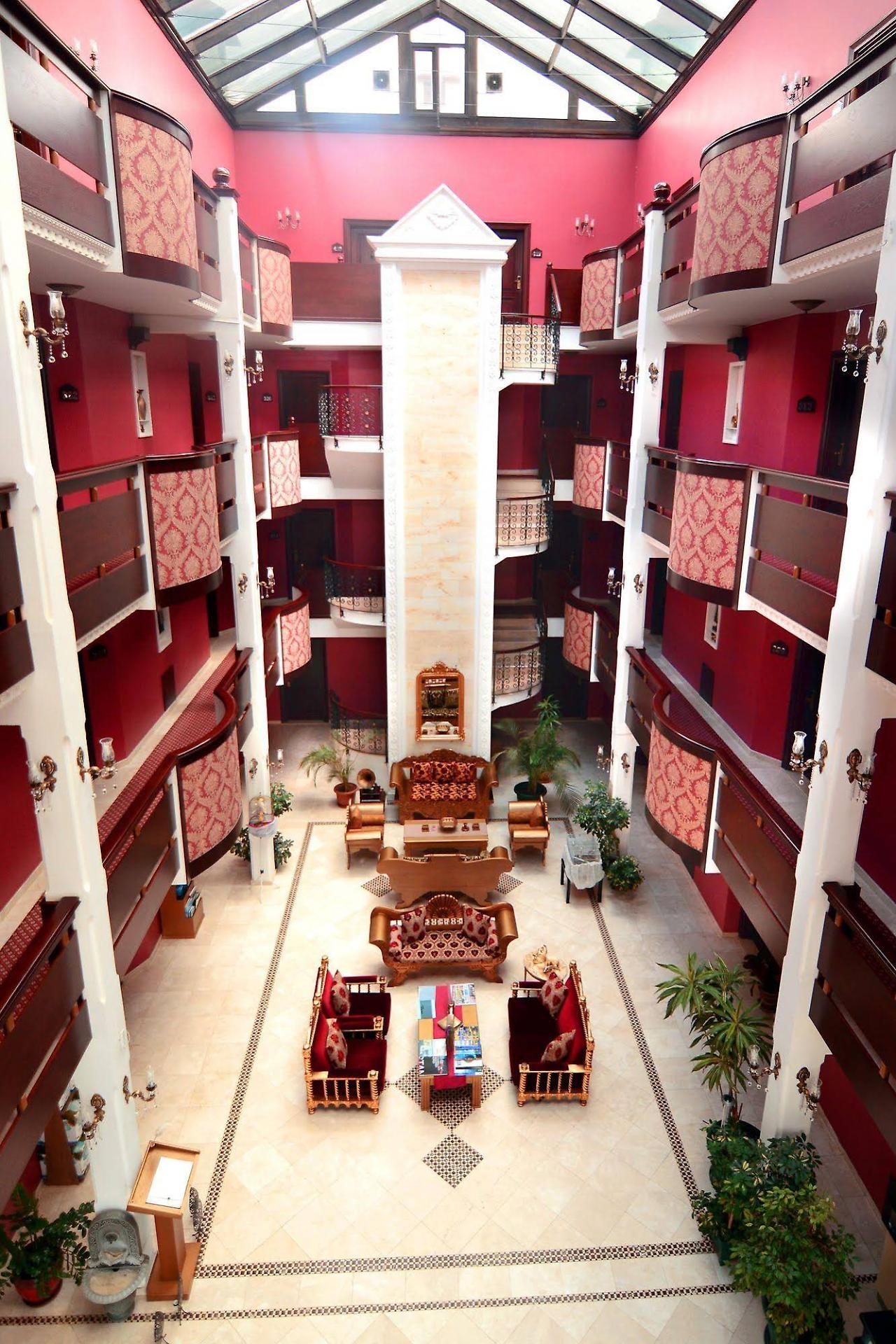 Hotel Chatto 3*