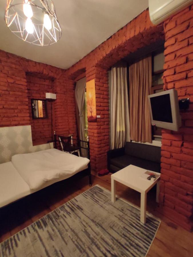 Stone Taksim Apartment *