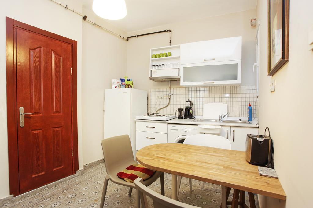A'la House Aparthotel