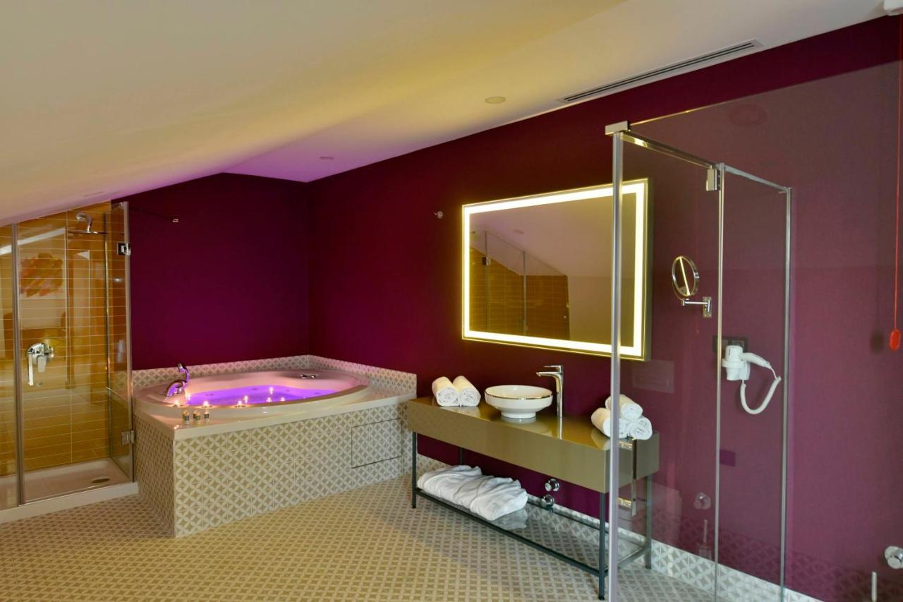 Otel Ghan