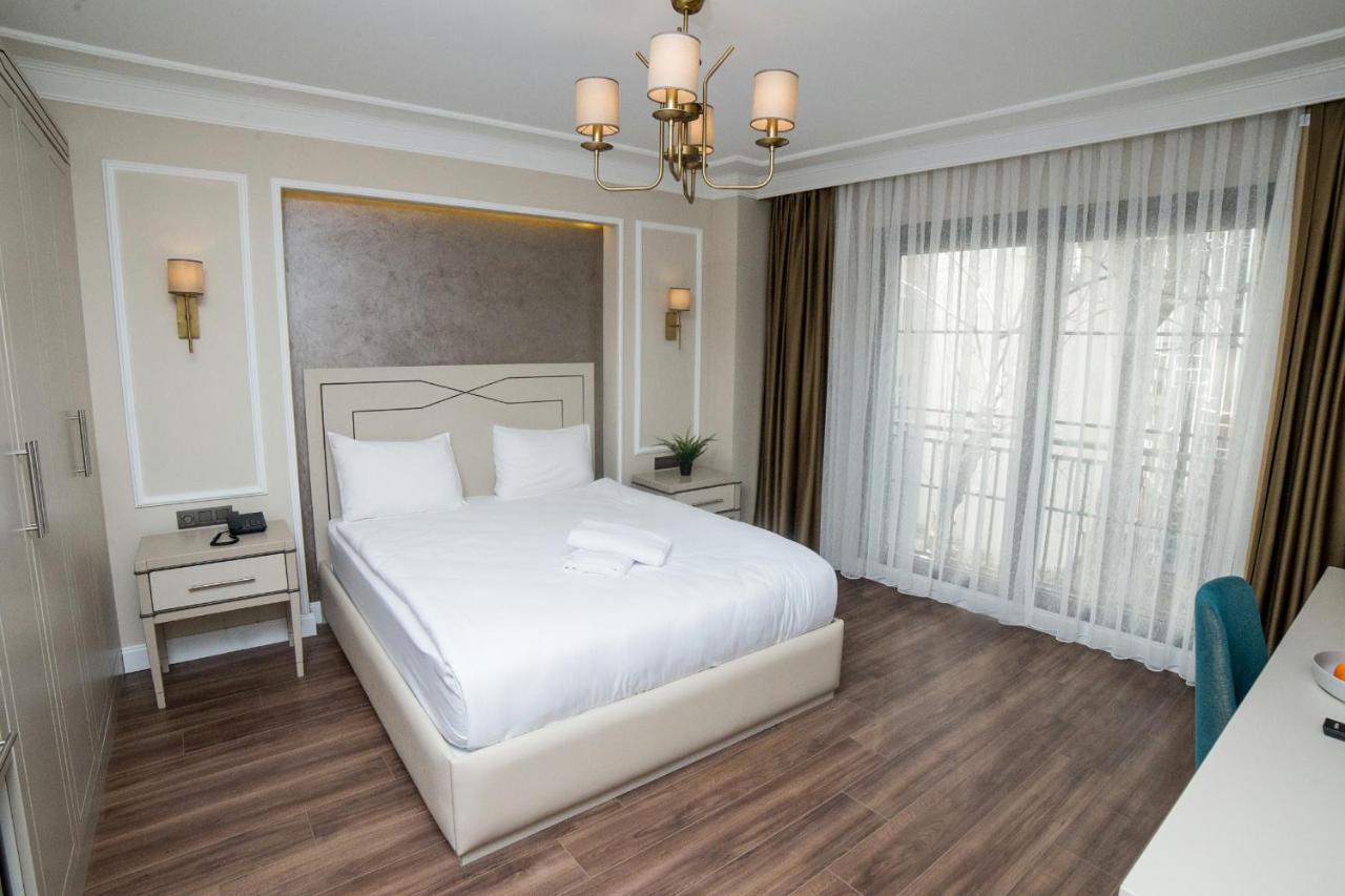 Hotel The Charm - Old 4*