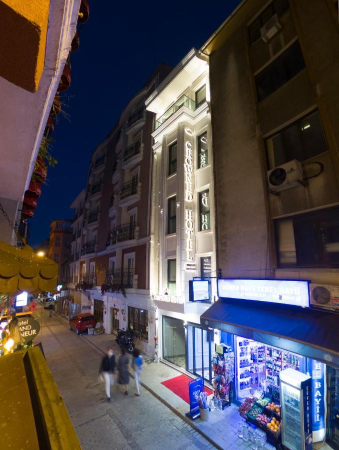 Crowned Otel