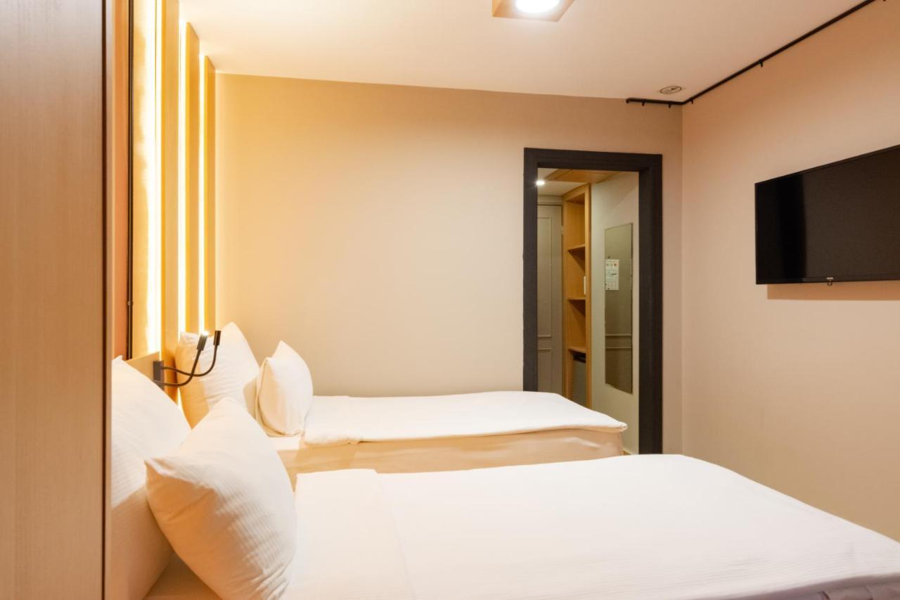 Hotel Antik 4*