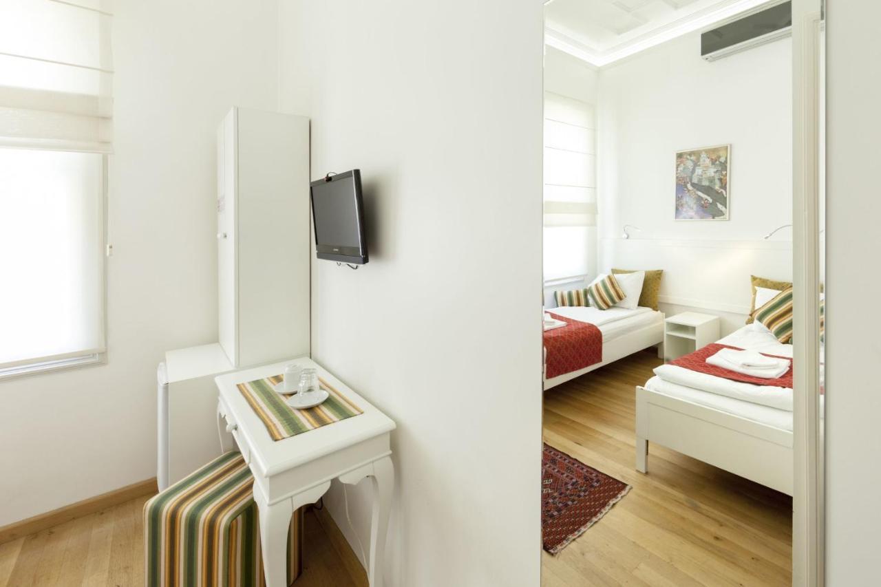 Hotel Pi Art Butik