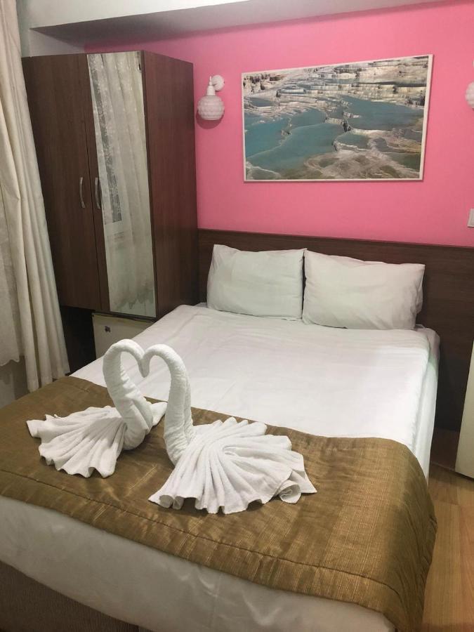 Emagine Hostel