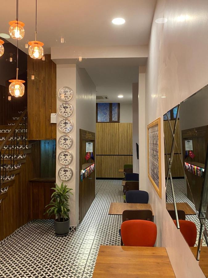 Victorious Hotel 2*