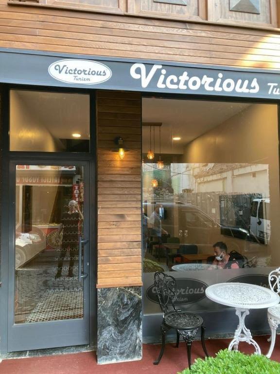 Hotel Victorious 2*