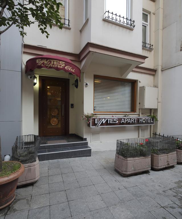Entes Aparthotel 3*