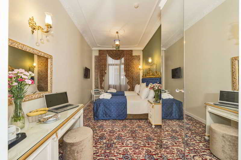 By Murat Royal Galata Hotel