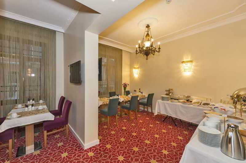 By Murat Royal Galata 3*