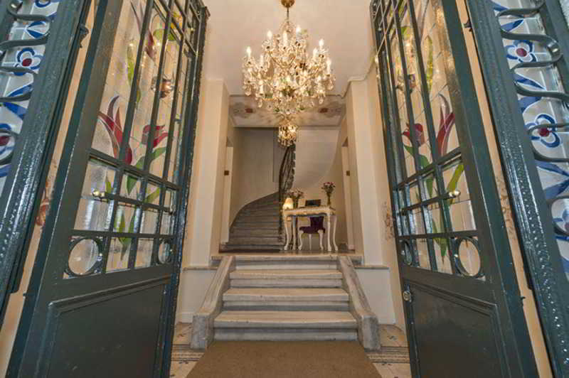 By Murat Royal Galata Hotel 3*