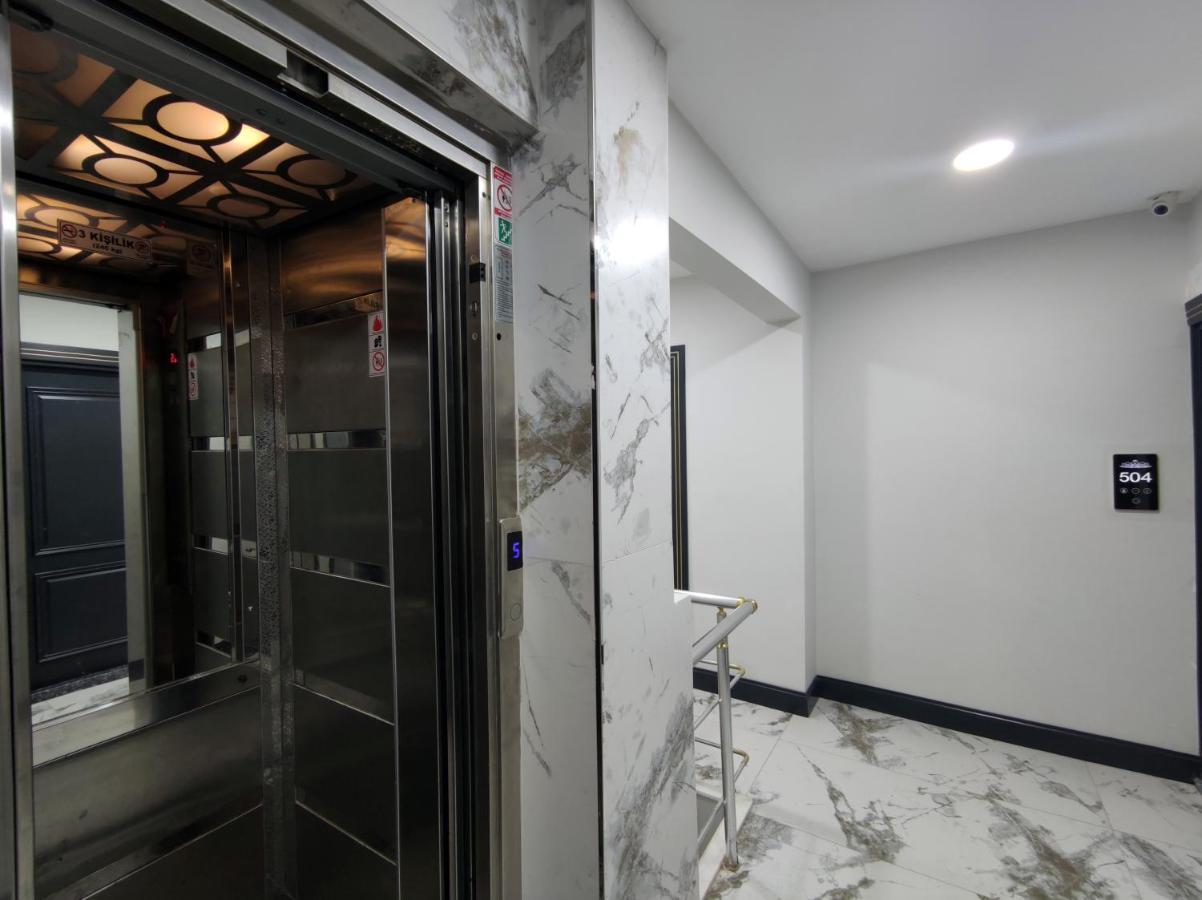 Hotel The Golden Pera's & 3*