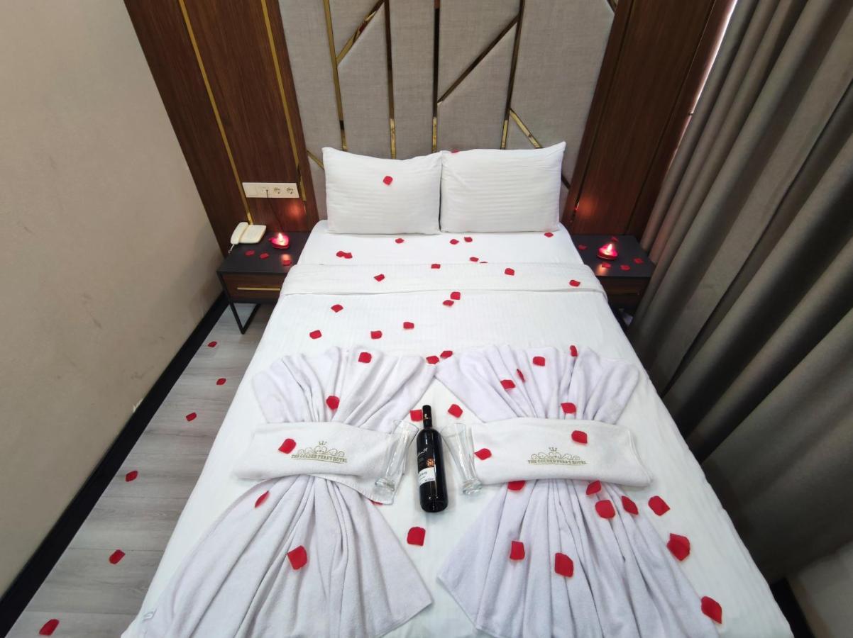 Hotel The Golden Pera's & 3*