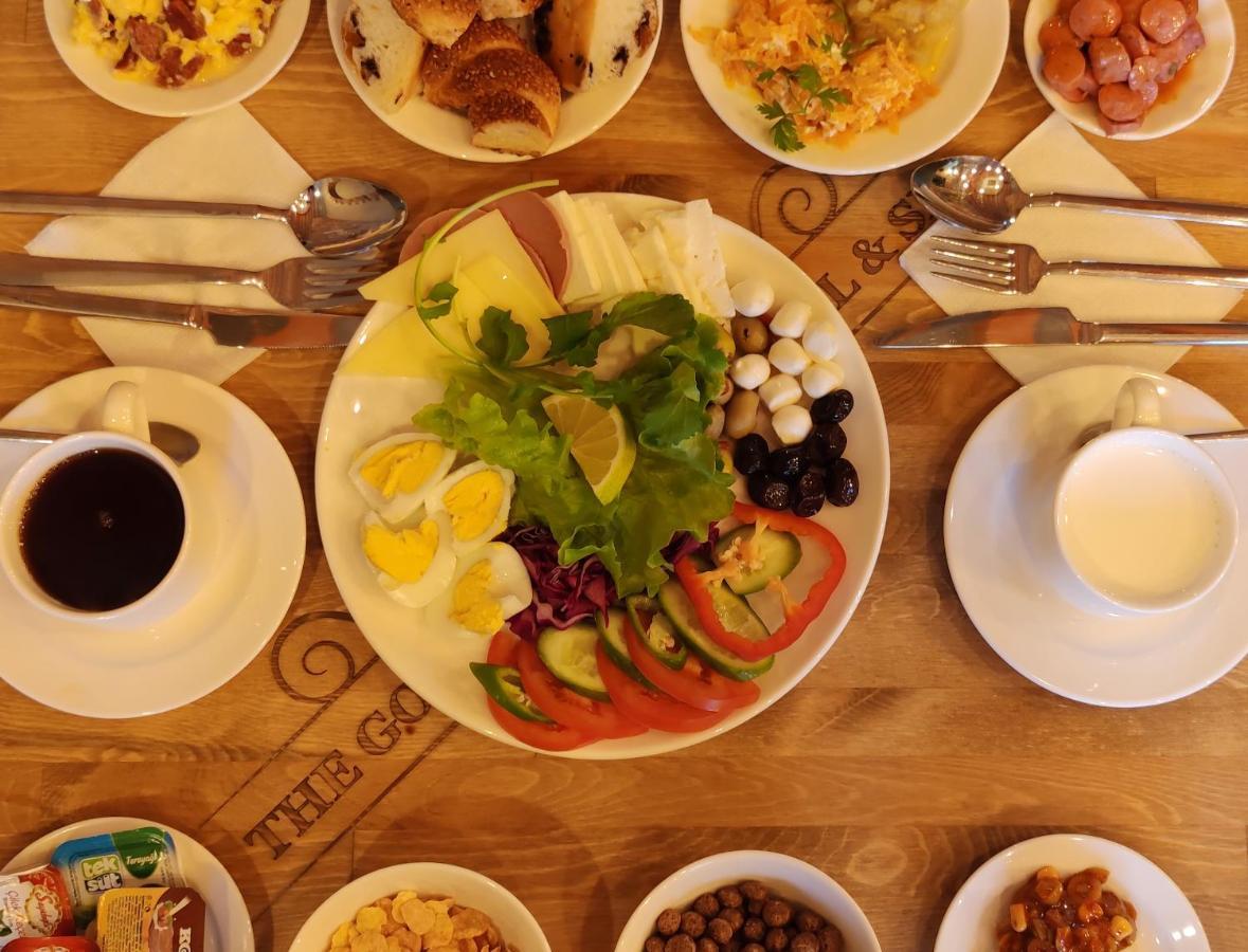 The Golden Pera's & Hotel Istanbul