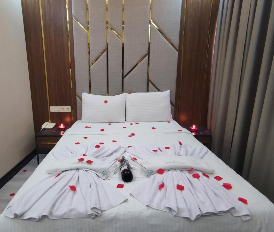 The Golden Pera's & Hotel 3*