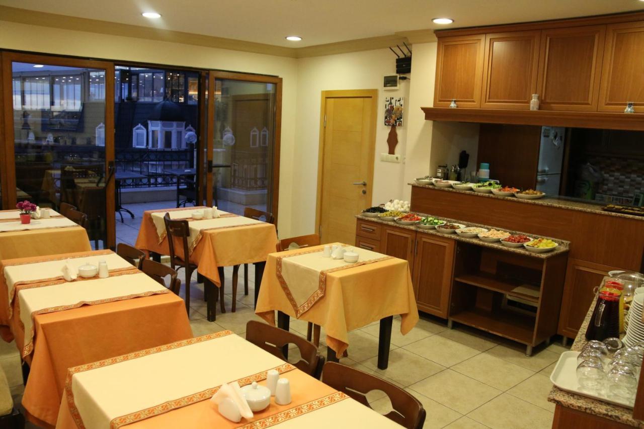 Grand Peninsula Hotel 2*