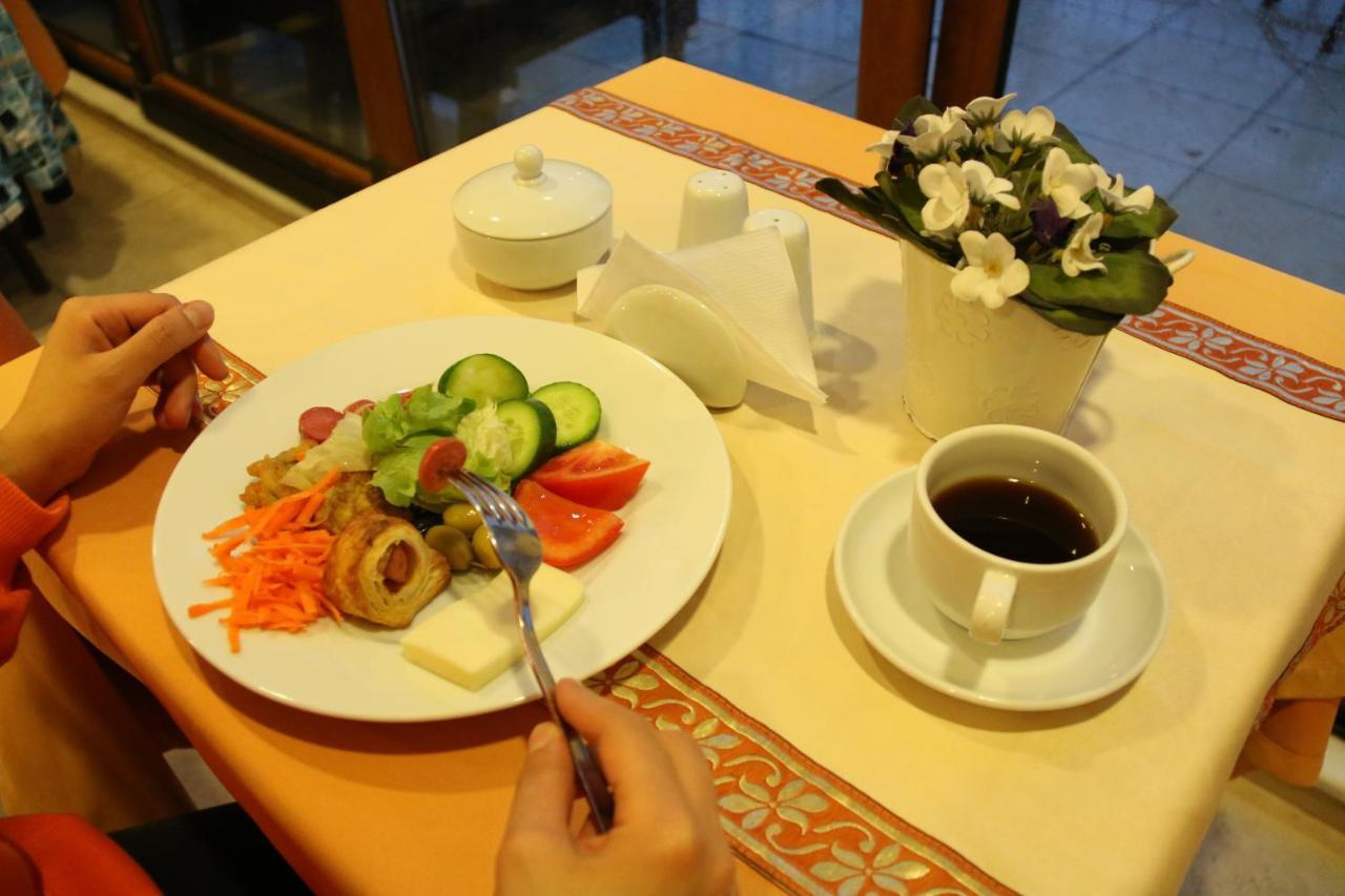 Hotel Grand Peninsula 2*