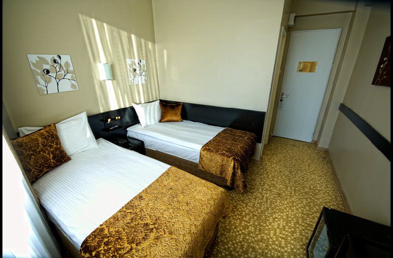 Nobel Hotel 3*
