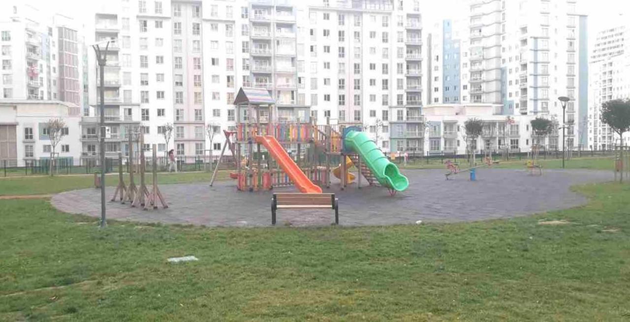 Kozapark Burgaz, Akbati Shopping Malls And Tennis Academy