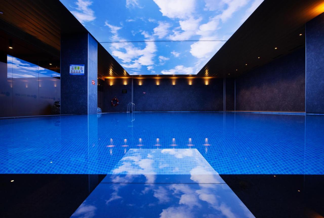 Hotel Ibis Styles Merter 5*