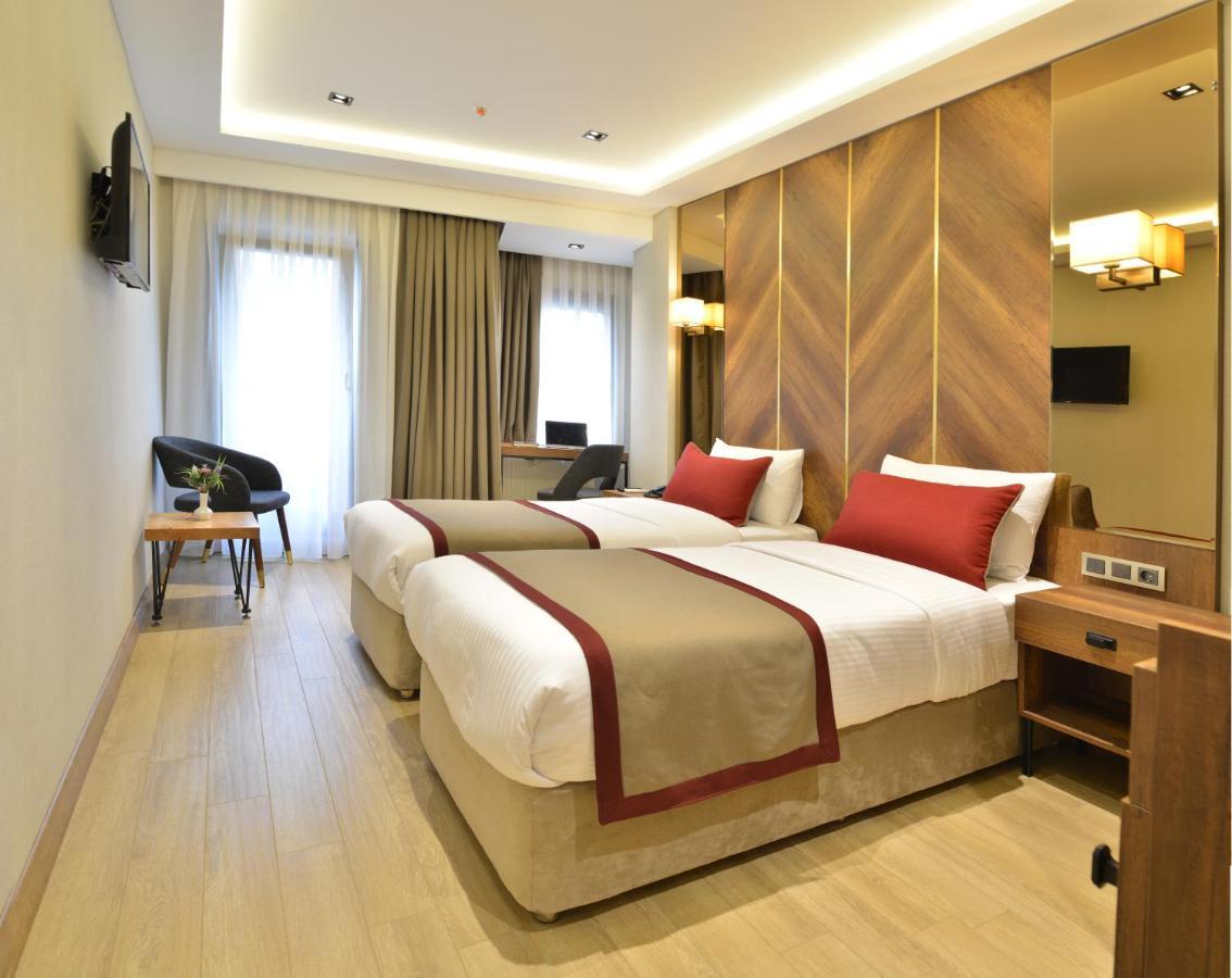 Celine Taxim 3* Istanbul
