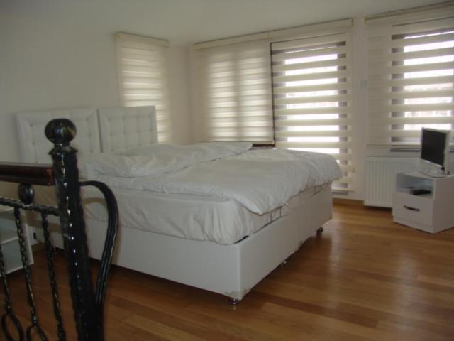 Bianco Taksim 3*