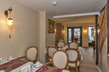 By Murat Royal Galata Hotel 3*