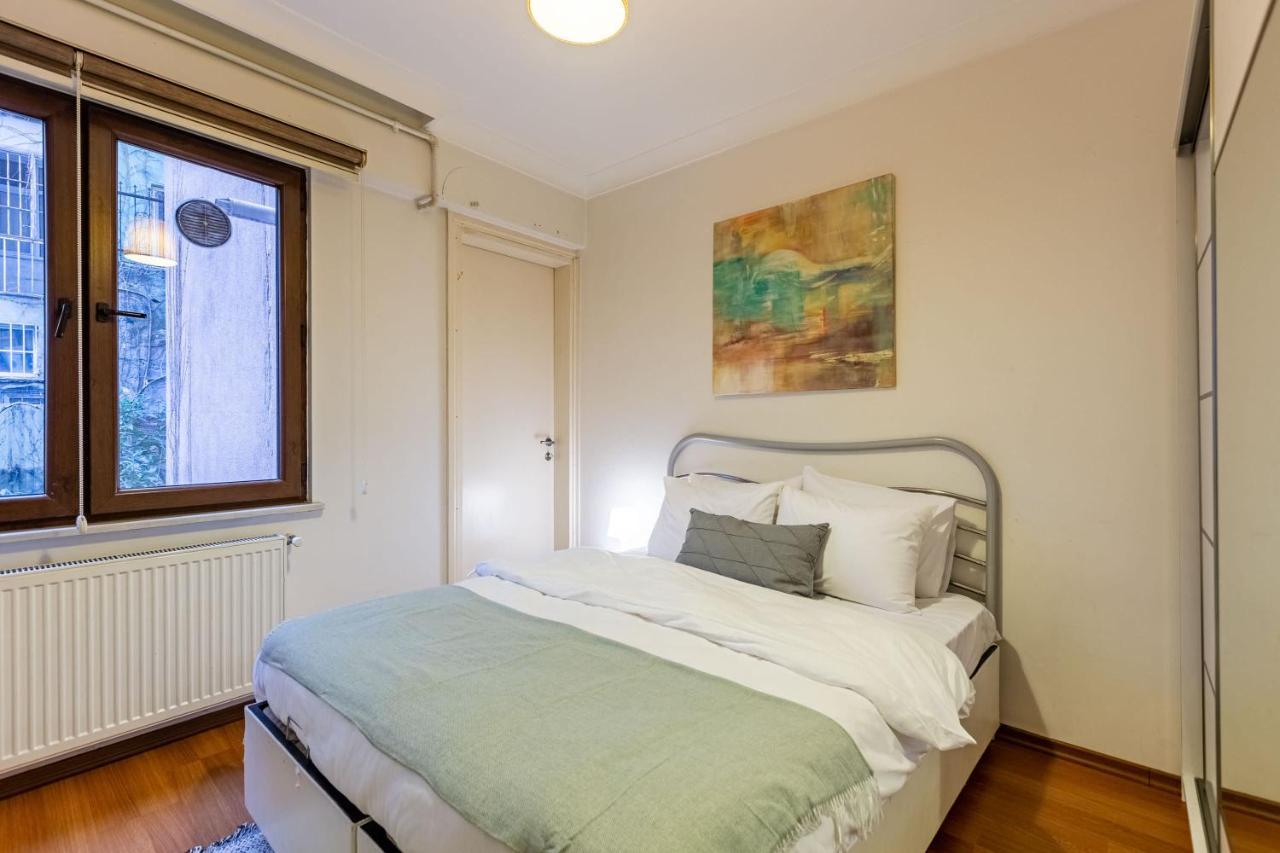 Flat In Besiktas Apartment