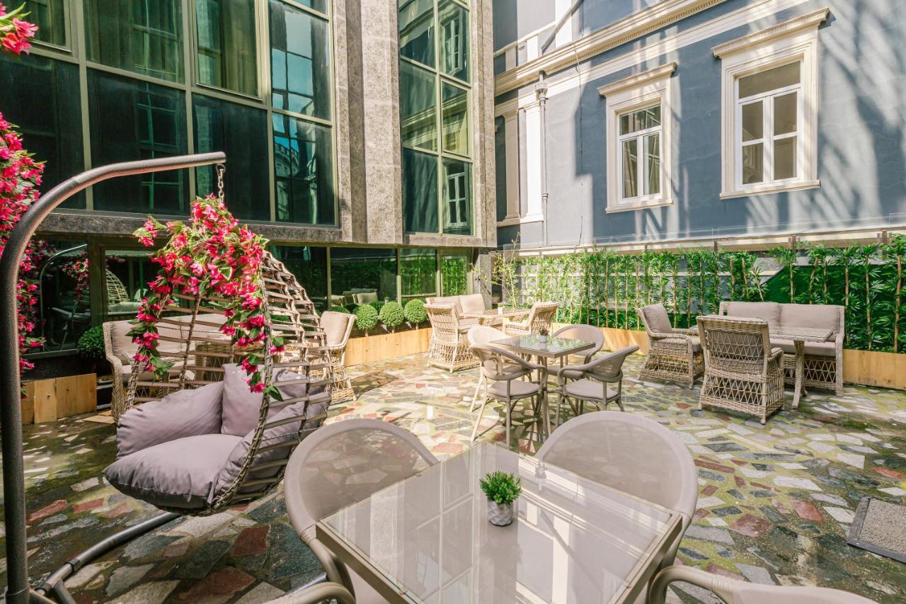 Marble Hotel 4*