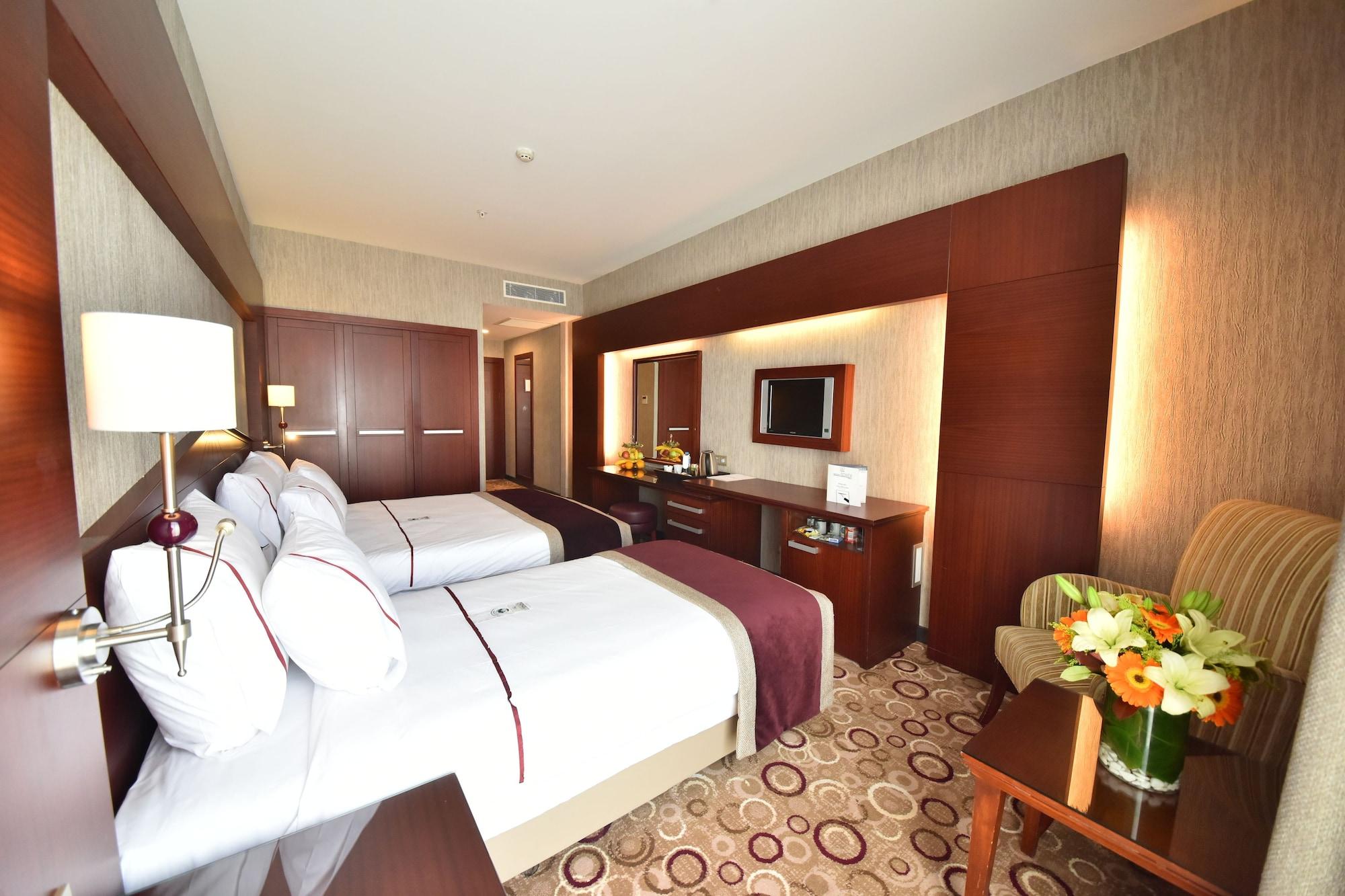 Otel Taksim Gonen