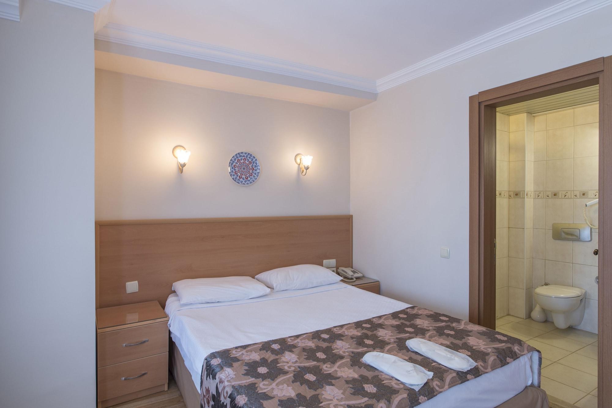 Otel Deniz 3*