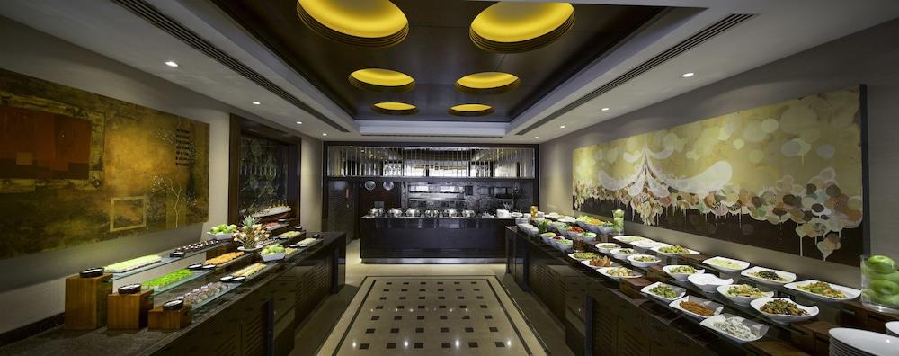 Hotel Titanic Taksim Istanbul