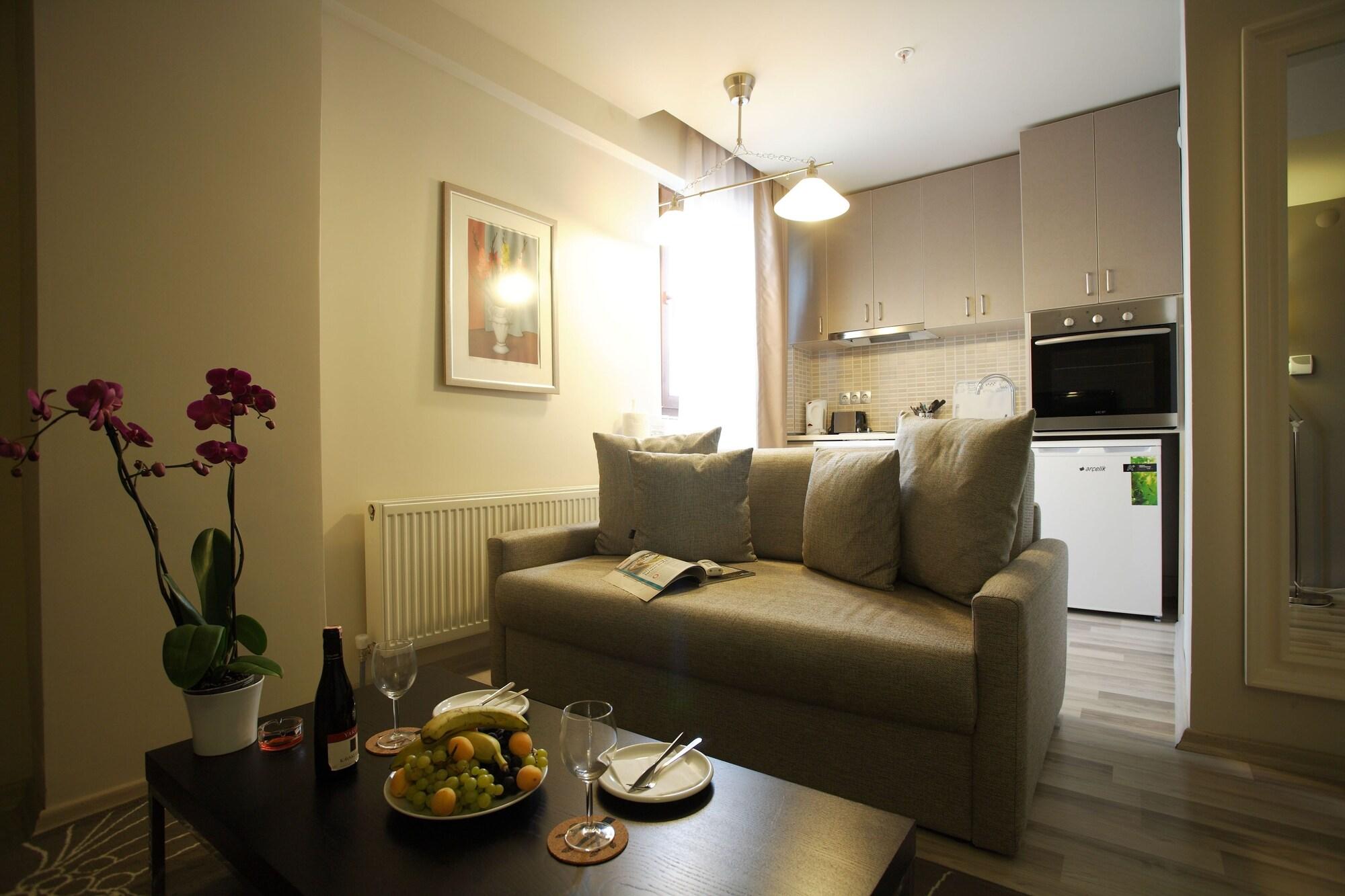 Aparthotel Sisli 3*