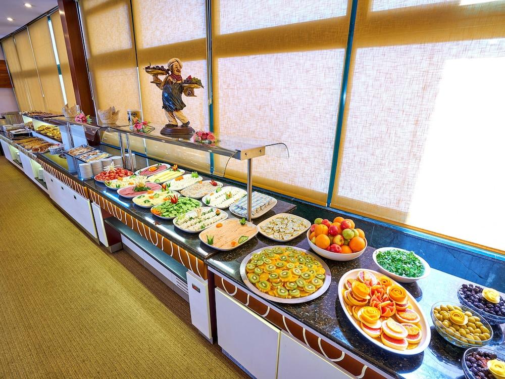 Hotel Feronya 4*